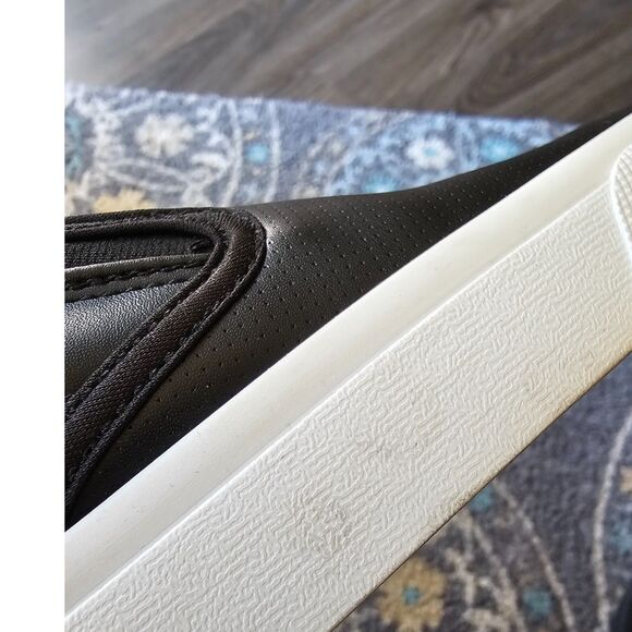 Maurices SuperCush Kate Slip On Sneaker Women's Size 8.5 - Picture 8 of 8